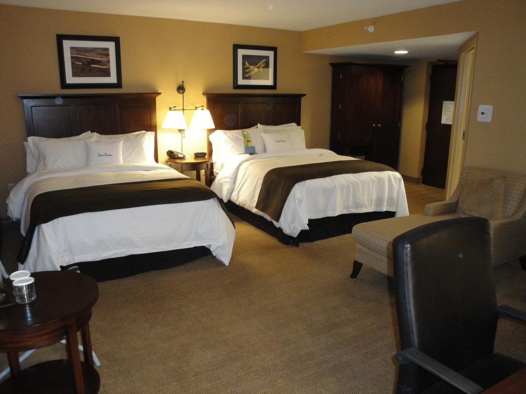 Doubletree By Hilton Cincinnati Airport Hebron Exterior foto