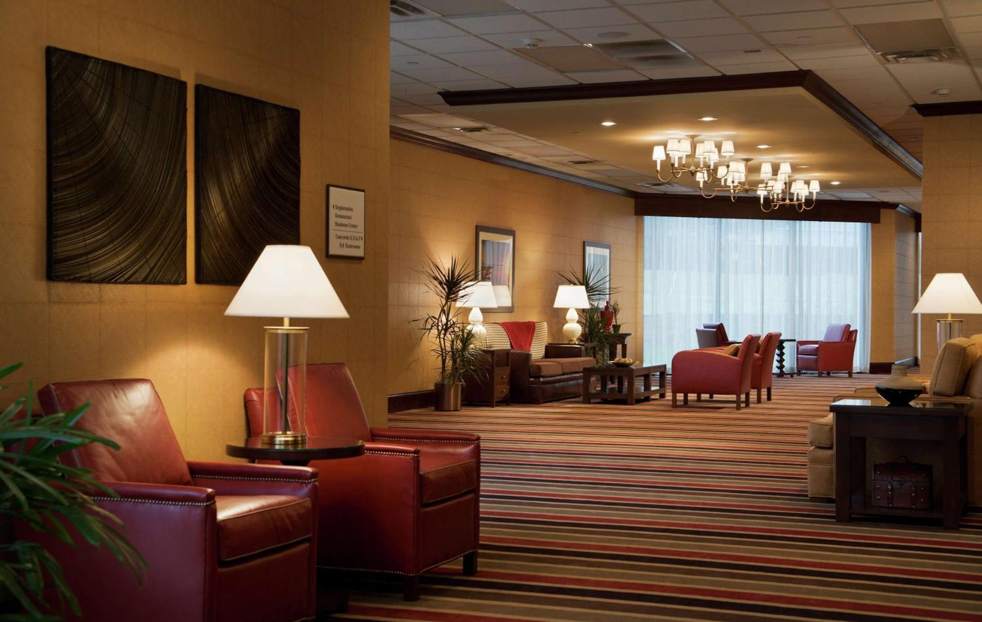 Doubletree By Hilton Cincinnati Airport Hebron Exterior foto